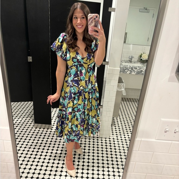 Anthropologie Dresses & Skirts - WORN ONCE - Anthropologie Puff Sleeve Dress